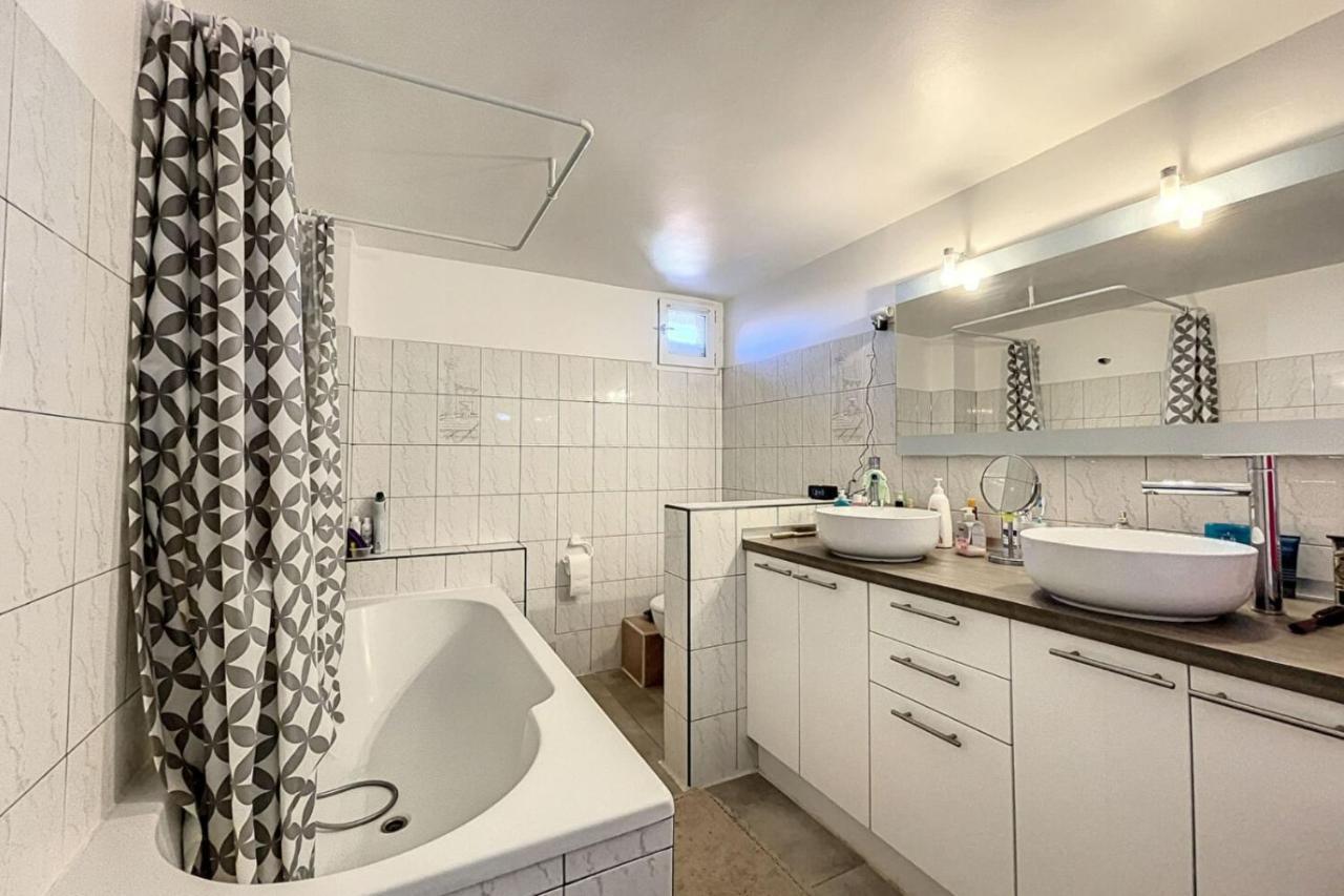 Maisonnette De Plage Sur Les Toits Appart 1 Chambre 1 Mezzanine Avec Vue Le Grau-du-Roi Buitenkant foto